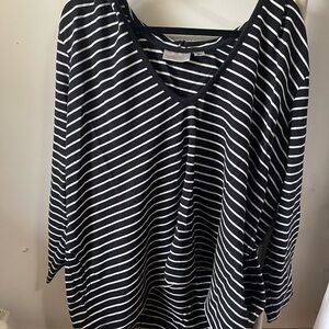 Avenue Black and White Striped Long Sleeve Top